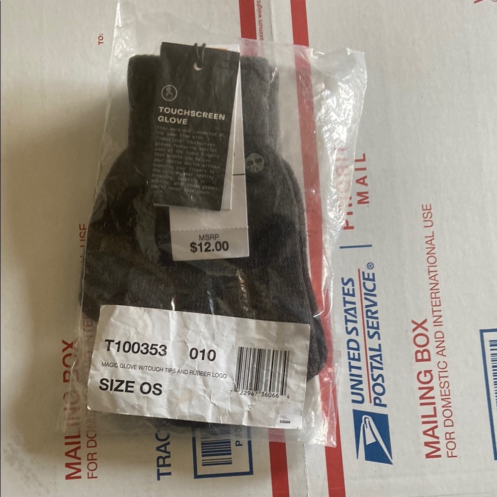 Black Touchscreen timberline Gloves for Stylish Functionality